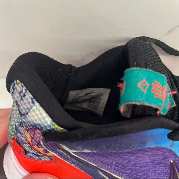 Nike Kyrie Low 5 Jewell Loyd Sneakers - Picture 7 of 10